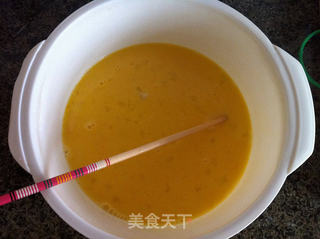 酥炸茄子片的做法步骤:2