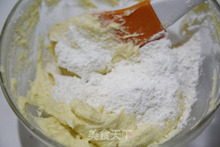 芝麻饼干做法(烤箱烤饼干)的做法步骤:7