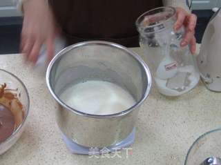 巧克力奶油蛋糕的做法步骤:6