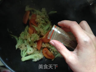 花菜炒西红柿的做法步骤:8