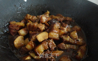 杏鲍菇红烧肉的做法步骤:15
