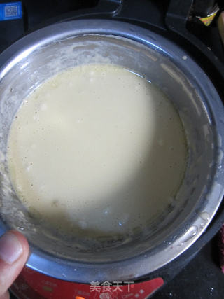 营养丰盈的美味早餐 ——金枪鱼海苔蛋皮卷的做法步骤:2