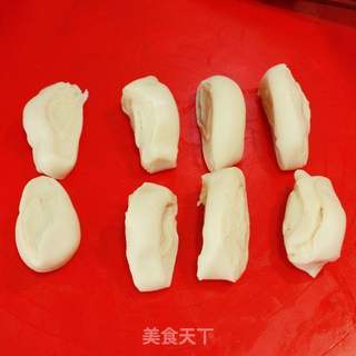 吃一个不过瘾-----椒盐葱香酥饼的做法步骤:9