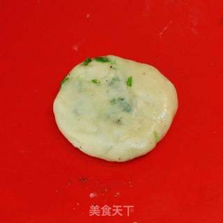 吃一个不过瘾-----椒盐葱香酥饼的做法步骤:11