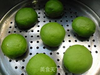 翡翠酱肉包的做法步骤:12