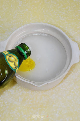 蚝干腊肠煲仔饭的做法步骤:6