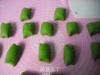 翡翠酱肉包的做法步骤:10