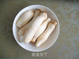 蚝油杏鲍菇的做法步骤：1