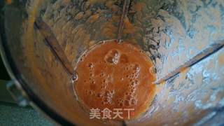 胡萝卜芝麻餐包的做法步骤:2