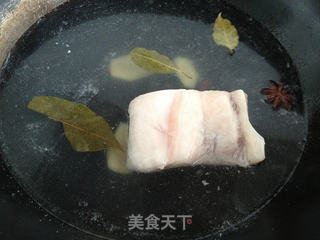蒜泥白肉!的做法步骤:2