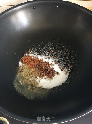 盐水肝尖的做法步骤:2