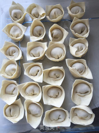 牛肉大葱馄饨的做法步骤:7