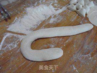 东北特色——酸菜猪肉饺子的做法步骤:8