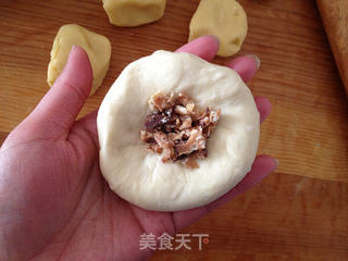 10L烤箱之巧克力馅菠萝面包的做法步骤:14
