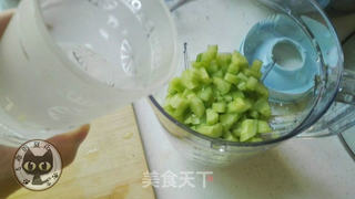鲜榨青瓜汁的做法步骤:2
