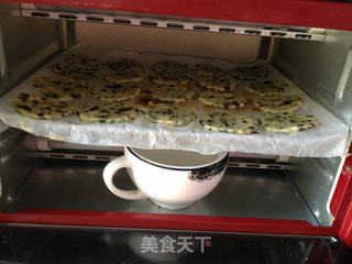 香葱海苔苏打饼干的做法步骤:15