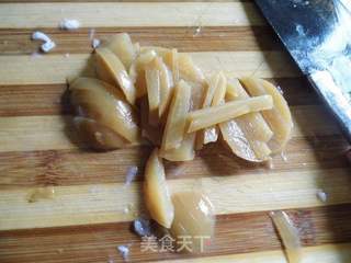酸辣爆炒鱿鱼的做法步骤:5