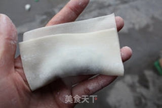 韭菜香干馄饨的做法步骤:8