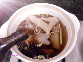 洋葱炒卤水猪皮的做法步骤:9