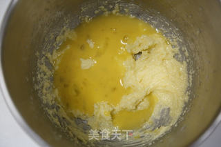 椰蓉面包卷(烤箱烤面包卷的方法)的做法步骤:5
