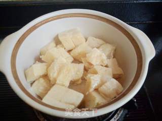 冻豆腐肓蟹煲的做法步骤:4
