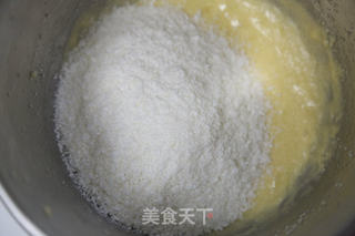 椰蓉面包卷(烤箱烤面包卷的方法)的做法步骤:6
