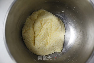 椰蓉面包卷(烤箱烤面包卷的方法)的做法步骤:7