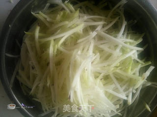 清肠爽口下饭菜---凉拌水果苤蓝的做法步骤:3
