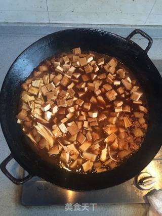 笋丁豆干肉酱的做法步骤:4