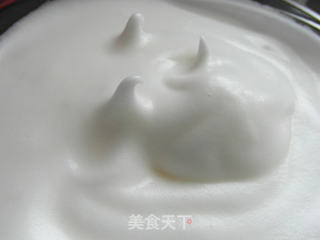 戚风蛋糕卷的做法步骤:7