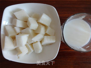 换个花样吃山药——蓝莓山药泥的做法步骤:2