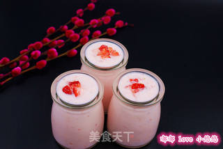 自制草莓酸奶的做法步骤:11