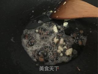 海鲜味苦瓜炒蛋的做法步骤：4