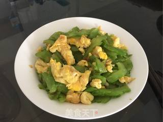 海鲜味苦瓜炒蛋的做法步骤：7
