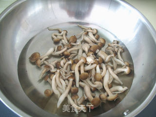 墨鱼干排骨汤的做法步骤:5