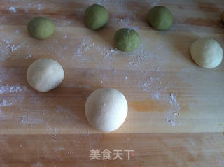 抹茶十字花馒头的做法步骤:5