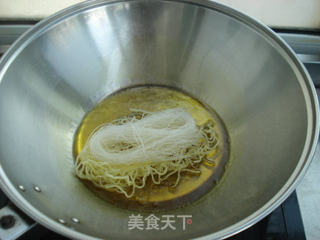 韭菜合子的做法步骤:2