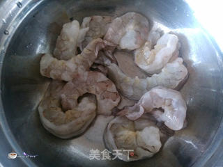 时蔬炒虾仁的做法步骤:3