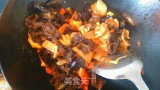 炒木耳的做法步骤:4