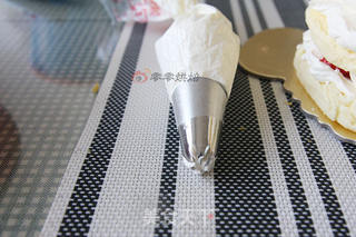黄桃草莓裸蛋糕的做法步骤:19