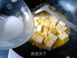 蟹黄豆腐的做法步骤:6