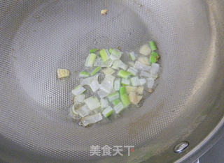 菠菜梗炒鸡蛋的做法步骤：5