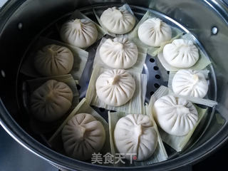 灌汤小笼包的做法步骤:14
