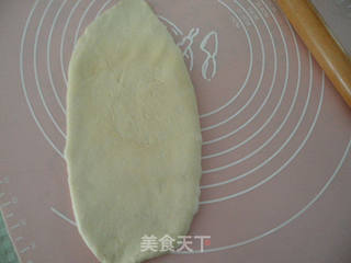 野葱香肠面包的做法步骤:7