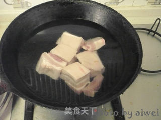 白菜猪肉炖粉条的做法步骤:6