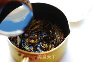 地方特色美食:上海本邦葱油面的做法步骤:4