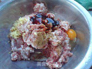 猪肉芹菜饺子的做法步骤:5