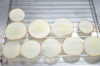 代替薯片的好零食--烤苹果片的做法步骤:2