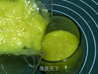 白菜橙子香蕉饮的做法步骤:11