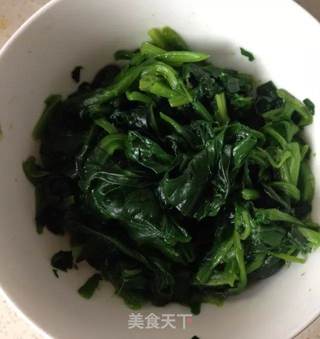 菠菜鸡蛋卷的做法步骤:4